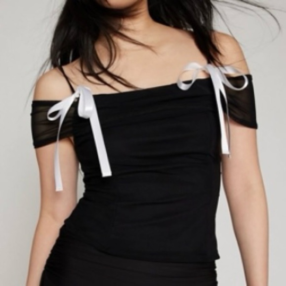 Urban Outfitters Kimchi Blue Allison Top